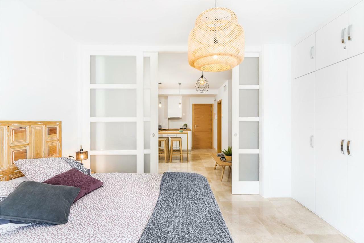 Apartamento Lujo Ancha Del Carmen Malaga Exterior photo